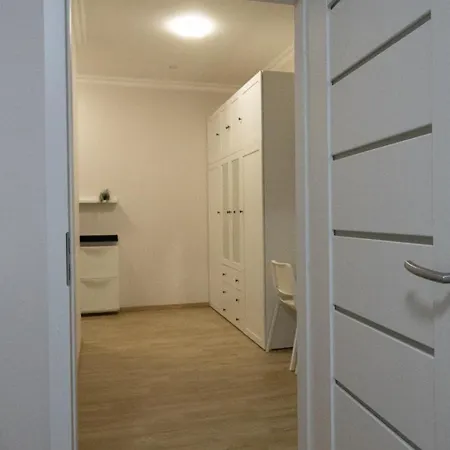 Apartment With Ap. Garden *